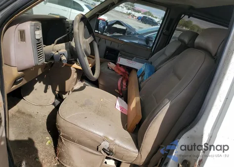 1993 GMC Safari Xt from USA, damaged, VIN 1GDDM19W0PB528053